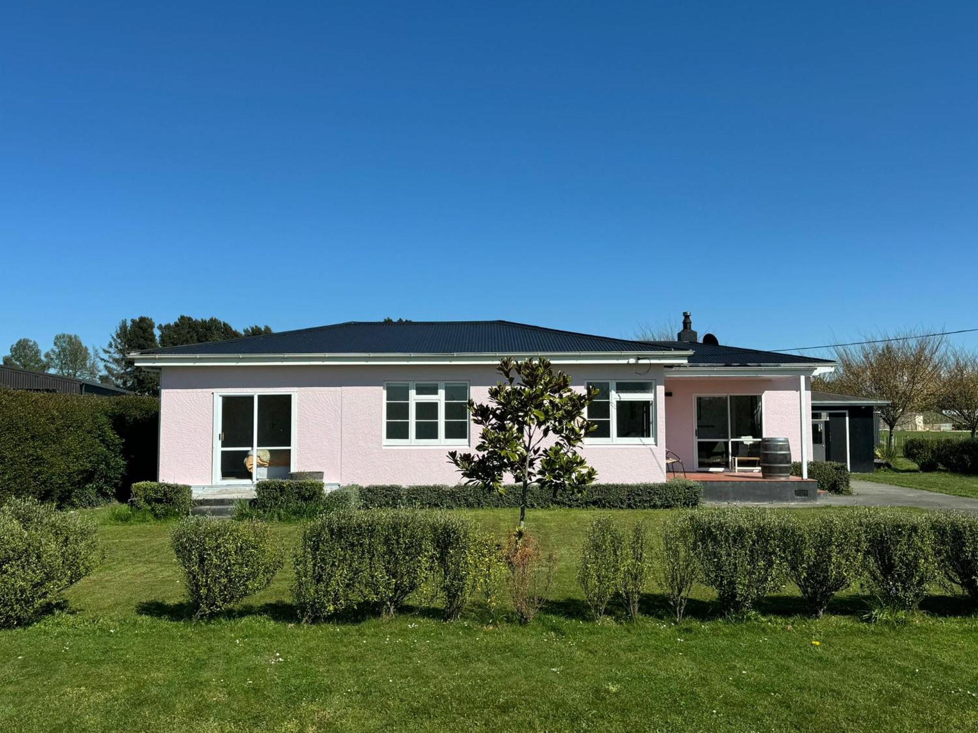 The Pink House Villa Havelock North Exterior photo